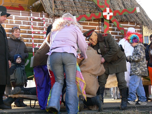 img00144.jpg