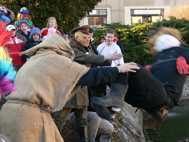 img00157.jpg