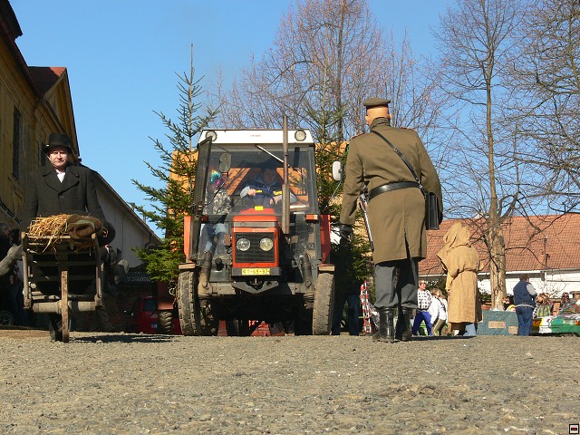 img00015.jpg