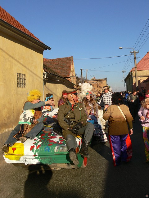 img00098.jpg